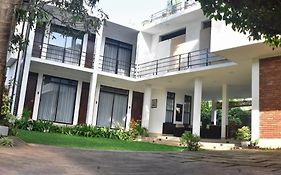 Golden Ray Villa
